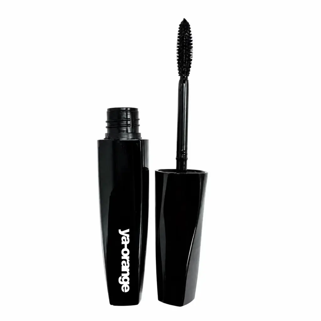 Private label glossy black mascara with dense fiber brush